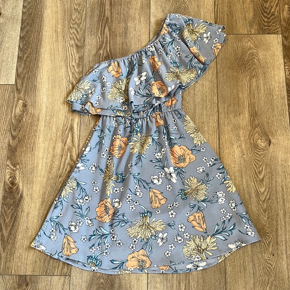 Lush double ruffle one shoulder short event dress size small blue